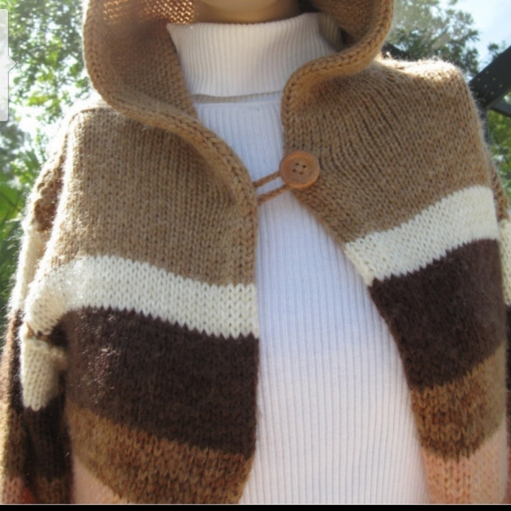 NEW HAND KNIT HOODED SWEATER COAT SIZE MEDIUM - Picture 6 of 9